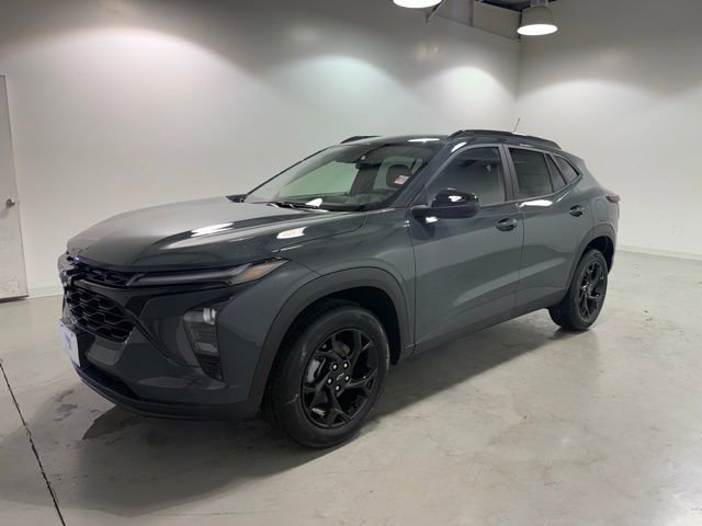 New 2026 Chevrolet Trax LT w/ Driver Confidence Package image 3