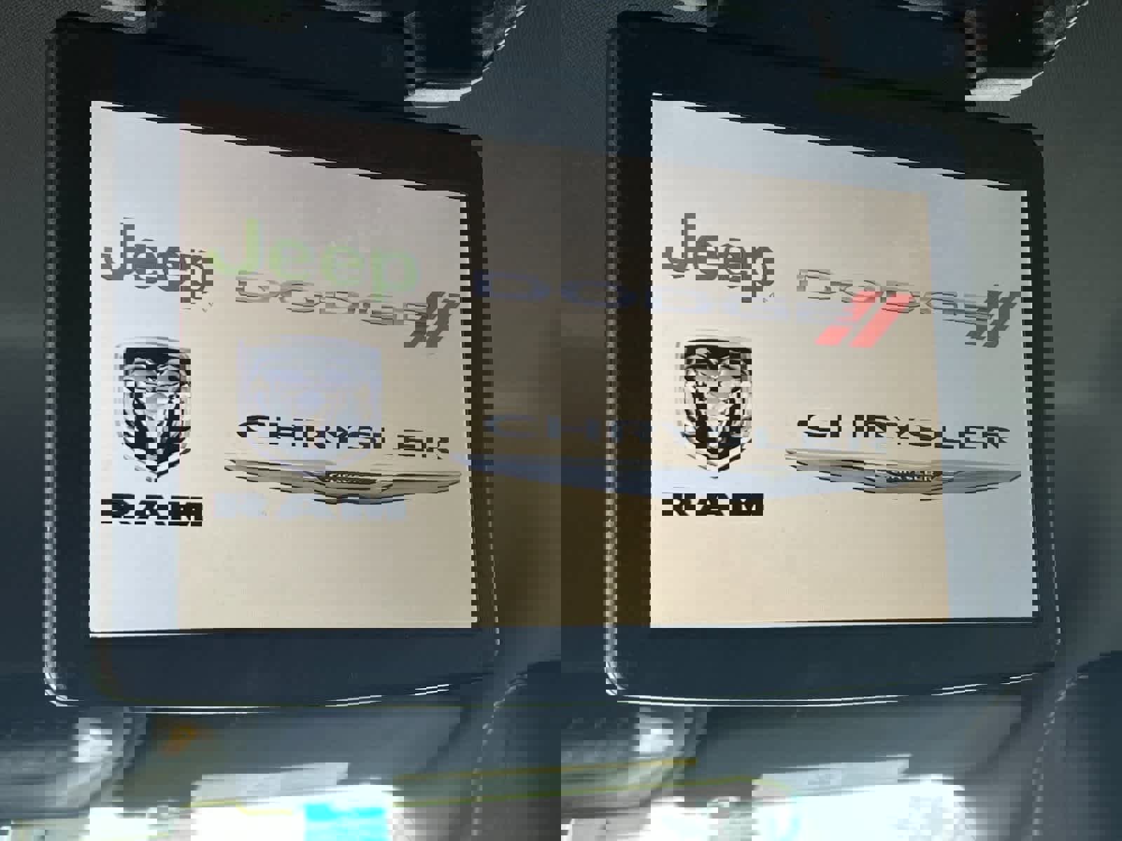 Used 2021 Chrysler Pacifica Touring w/ S Appearance Package image 16