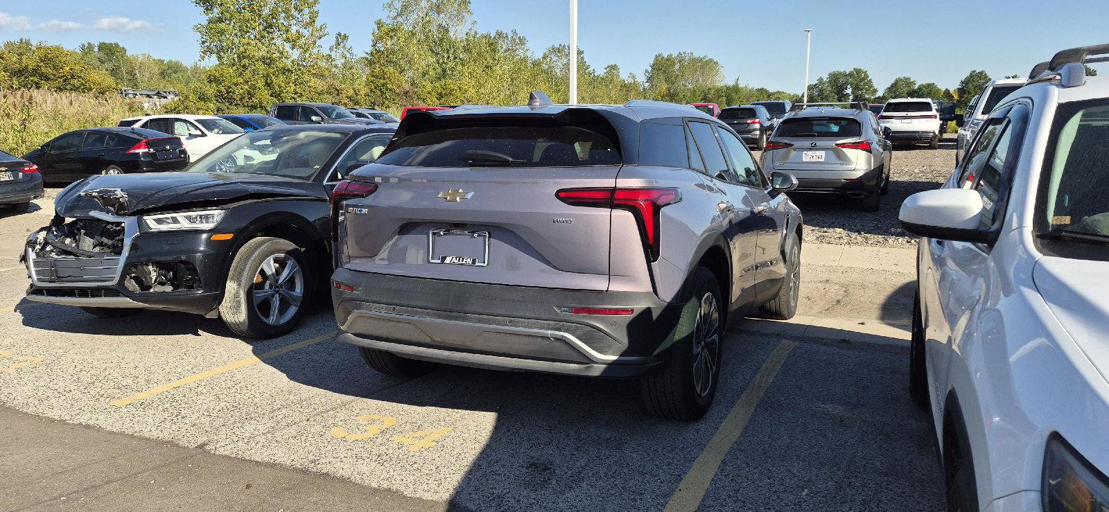 Used 2024 Chevrolet Blazer EV LT AWD/4WD image 3