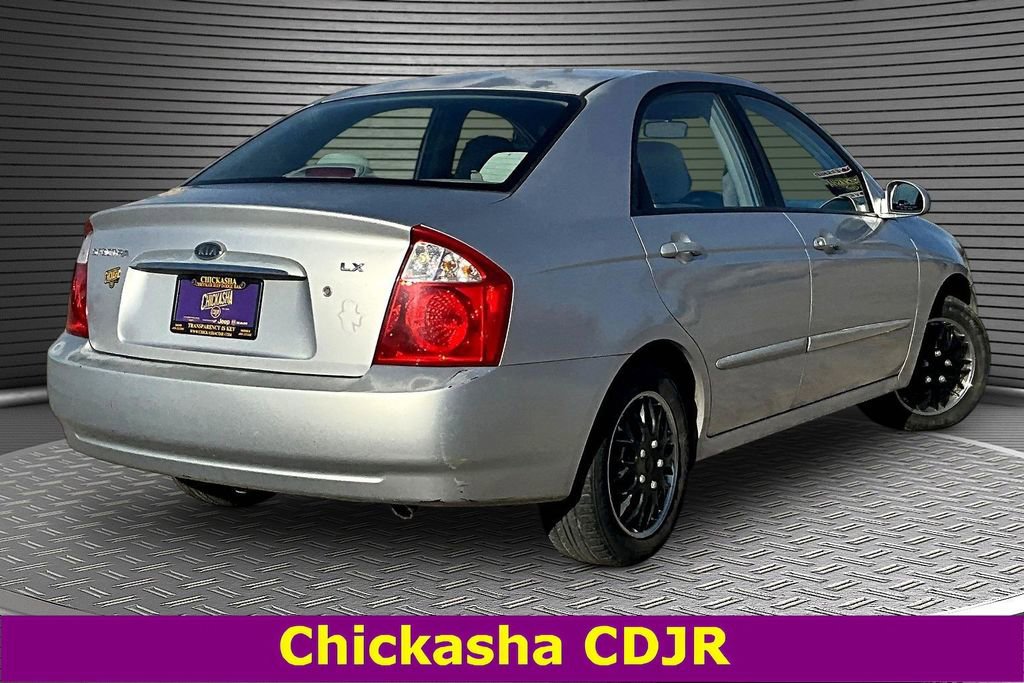Used 2005 Kia Spectra image 6