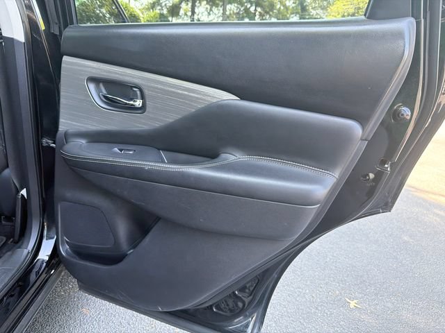 Used 2018 Nissan Murano Platinum FWD image 16