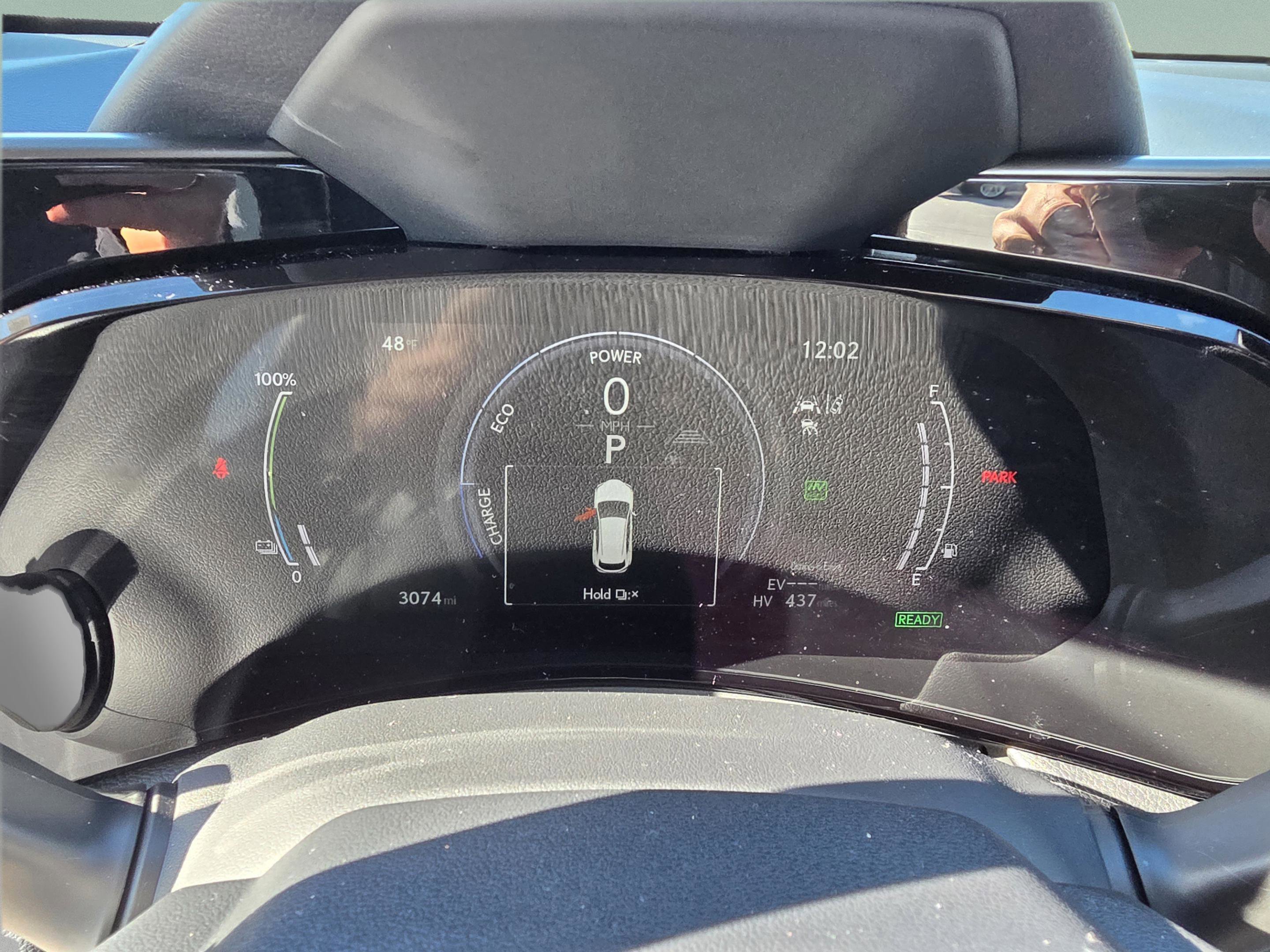 Used 2025 Lexus NX 450h+ AWD w/ Luxury Package image 14