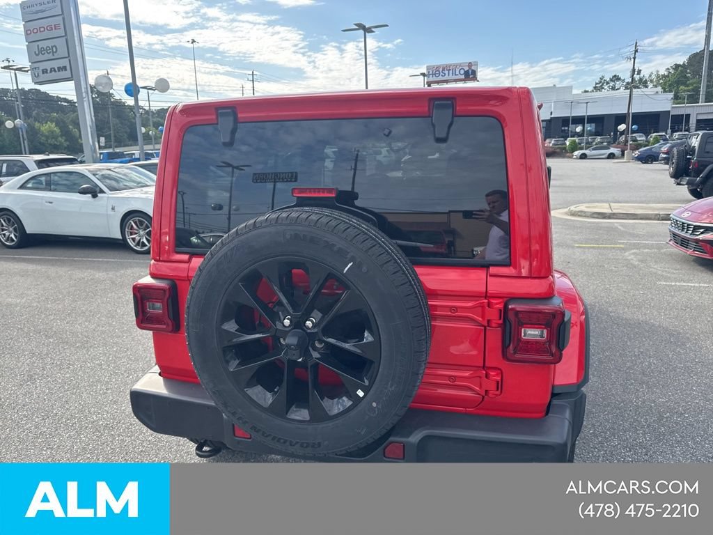 Used 2025 Jeep Wrangler Unlimited Sahara w/ Safety Group AWD/4WD image 12