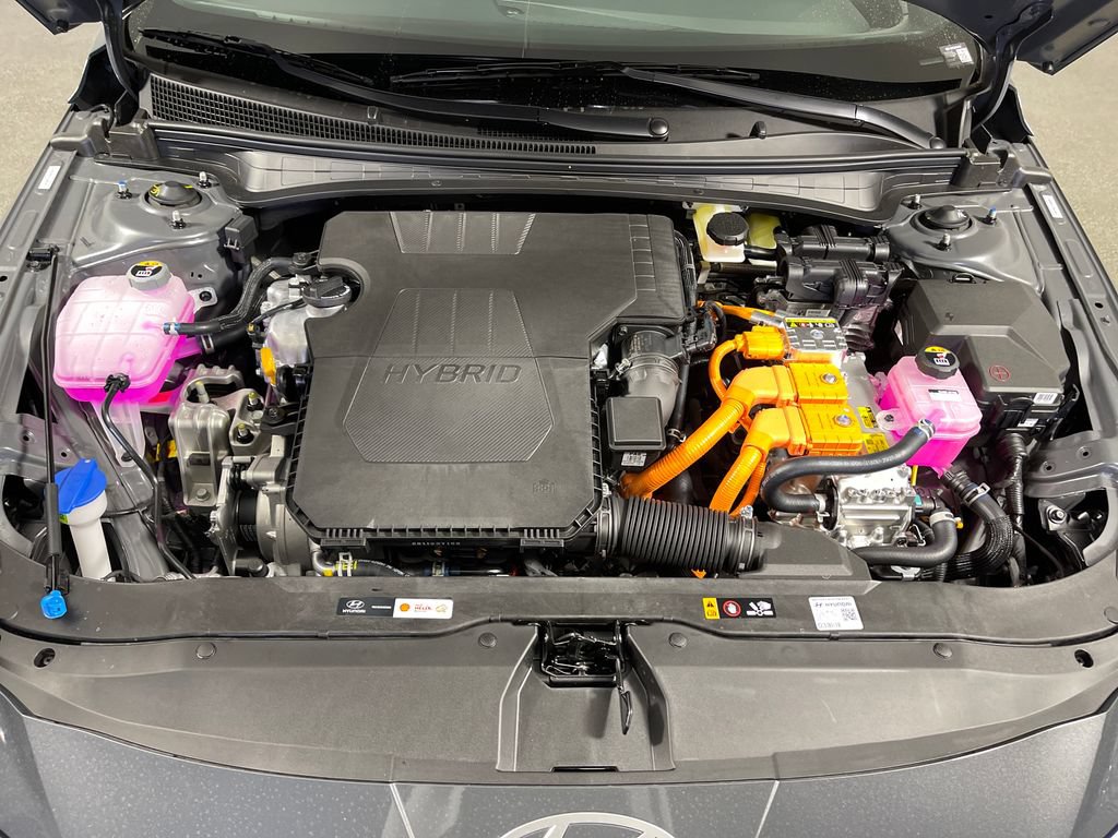 New 2026 Hyundai Elantra SEL FWD image 9