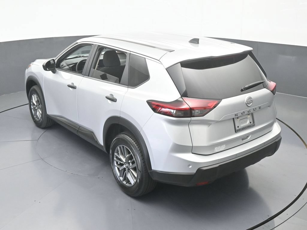 Used 2024 Nissan Rogue S FWD image 42
