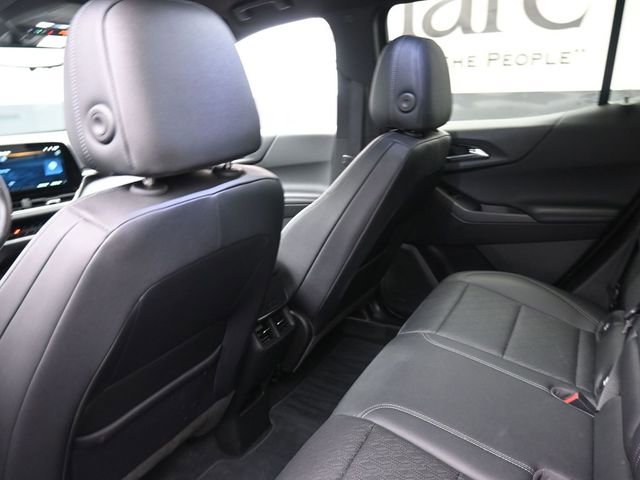 Used 2025 Chevrolet Equinox LT w/ Convenience Package II image 22