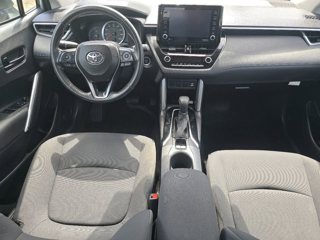 Used 2022 Toyota Corolla Cross LE FWD image 18