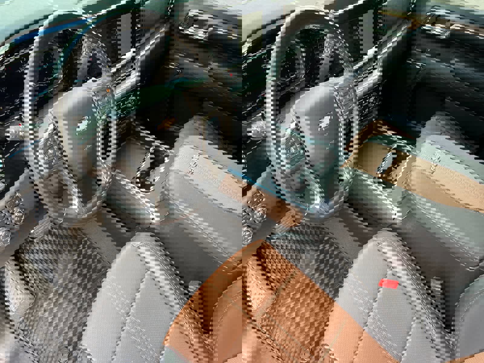 Certified 2024 Chevrolet Silverado 3500 High Country w/ High Country Premium Package image 11