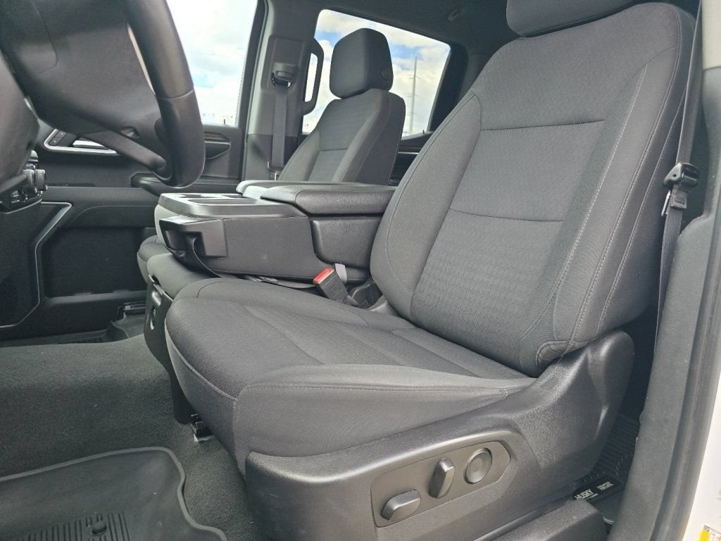 Used 2022 Chevrolet Silverado 1500 LT w/ Safety Package AWD/4WD image 26