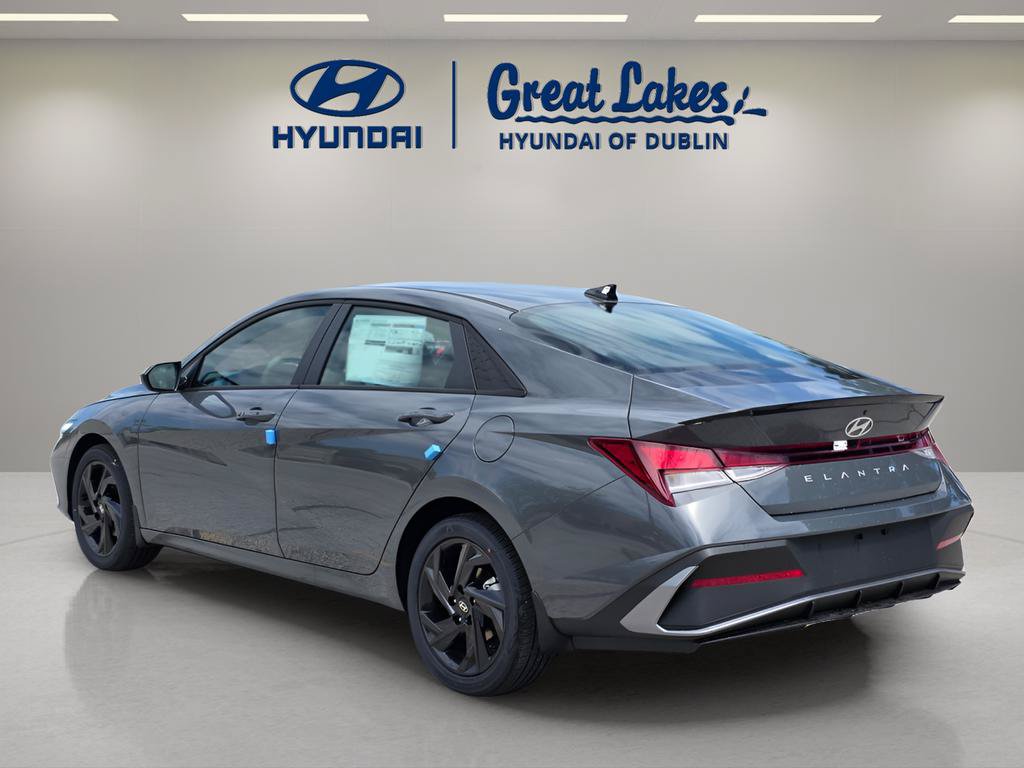New 2026 Hyundai Elantra Sport FWD image 3