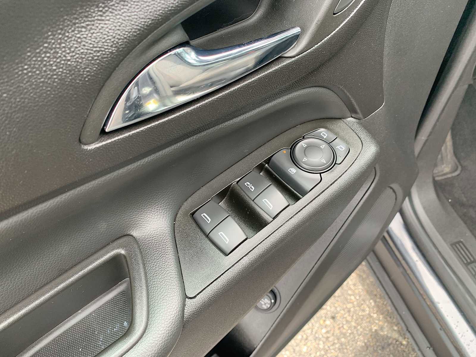 Certified 2022 Chevrolet Equinox LT image 22