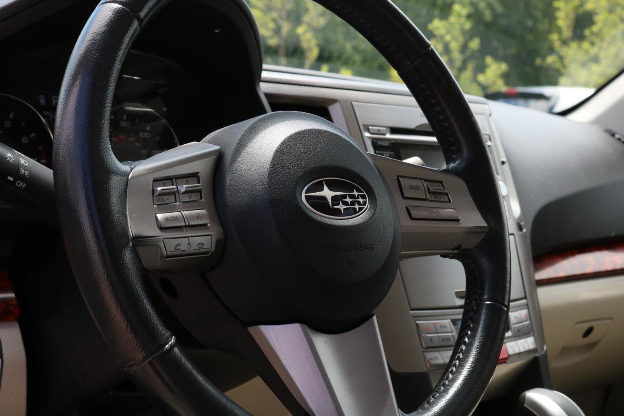 Used 2011 Subaru Legacy 2.5i Limited AWD/4WD image 23