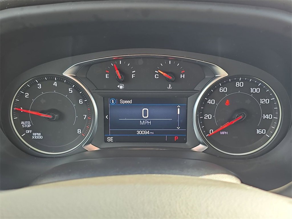 Used 2023 GMC Acadia SLE w/ Driver Convenience Package image 12