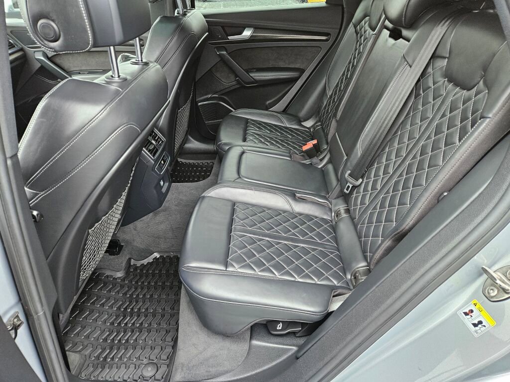 Used 2018 Audi SQ5 Prestige w/ Prestige Package AWD/4WD image 13