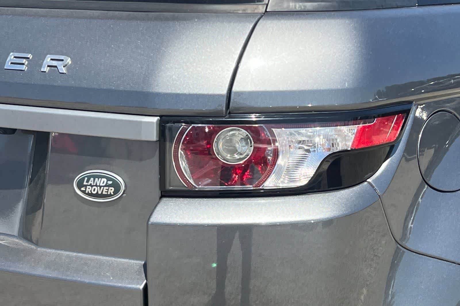 Used 2015 Land Rover Range Rover Evoque Pure Plus AWD/4WD image 13
