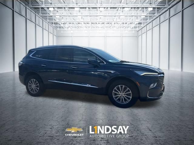 Used 2023 Buick Enclave Essence image 24