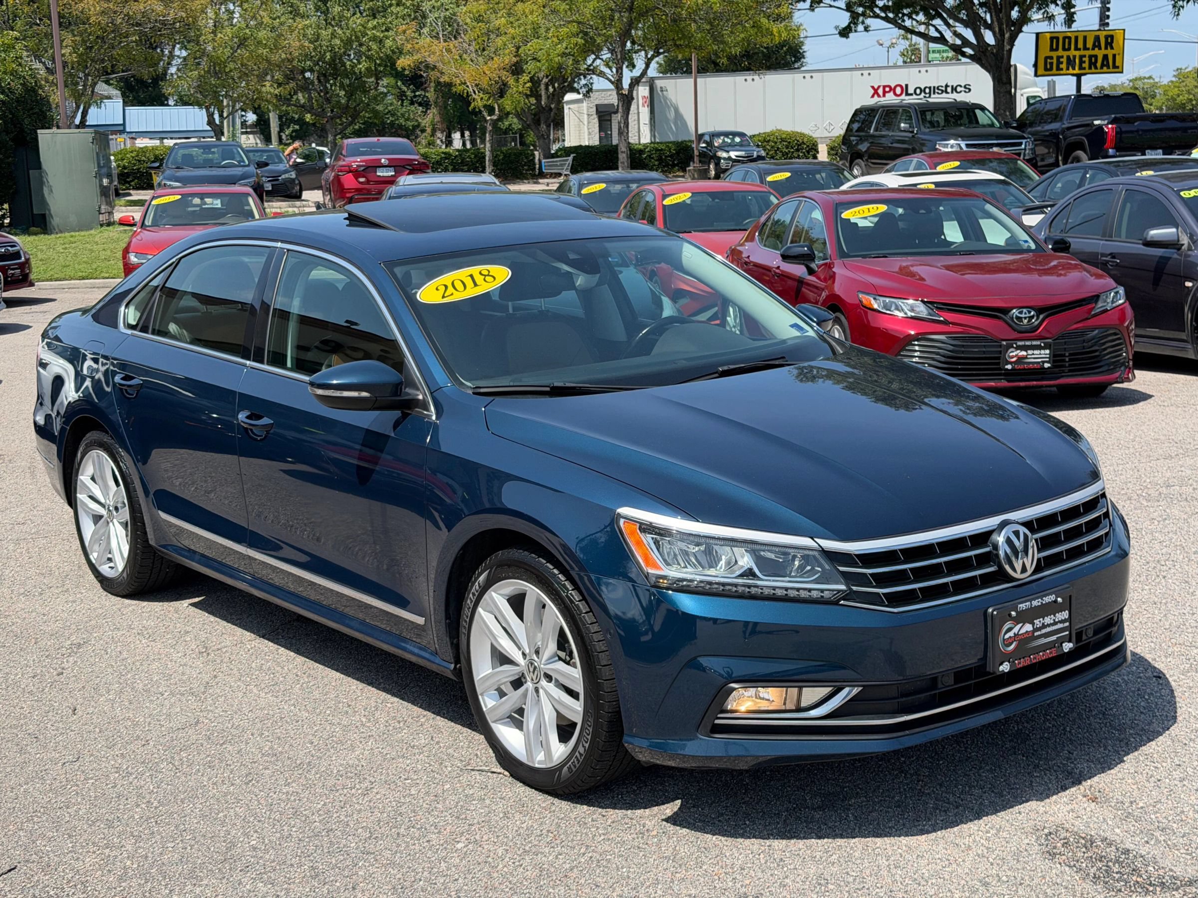 Used 2018 Volkswagen Passat 2.0T SEL Premium FWD image 6