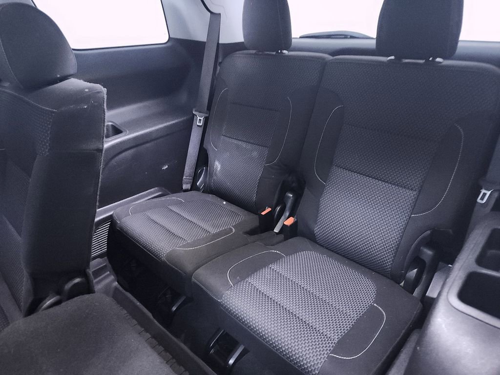 Used 2020 GMC Acadia SLE w/ Driver Convenience Package FWD image 22