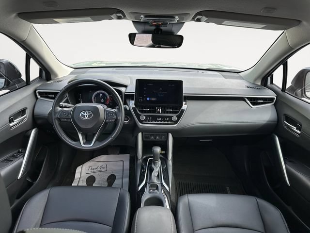 Used 2023 Toyota Corolla Cross XLE FWD image 10