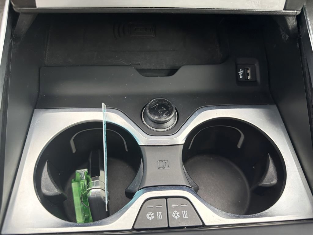 Used 2022 BMW X7 xDrive40i w/ Executive Package image 32