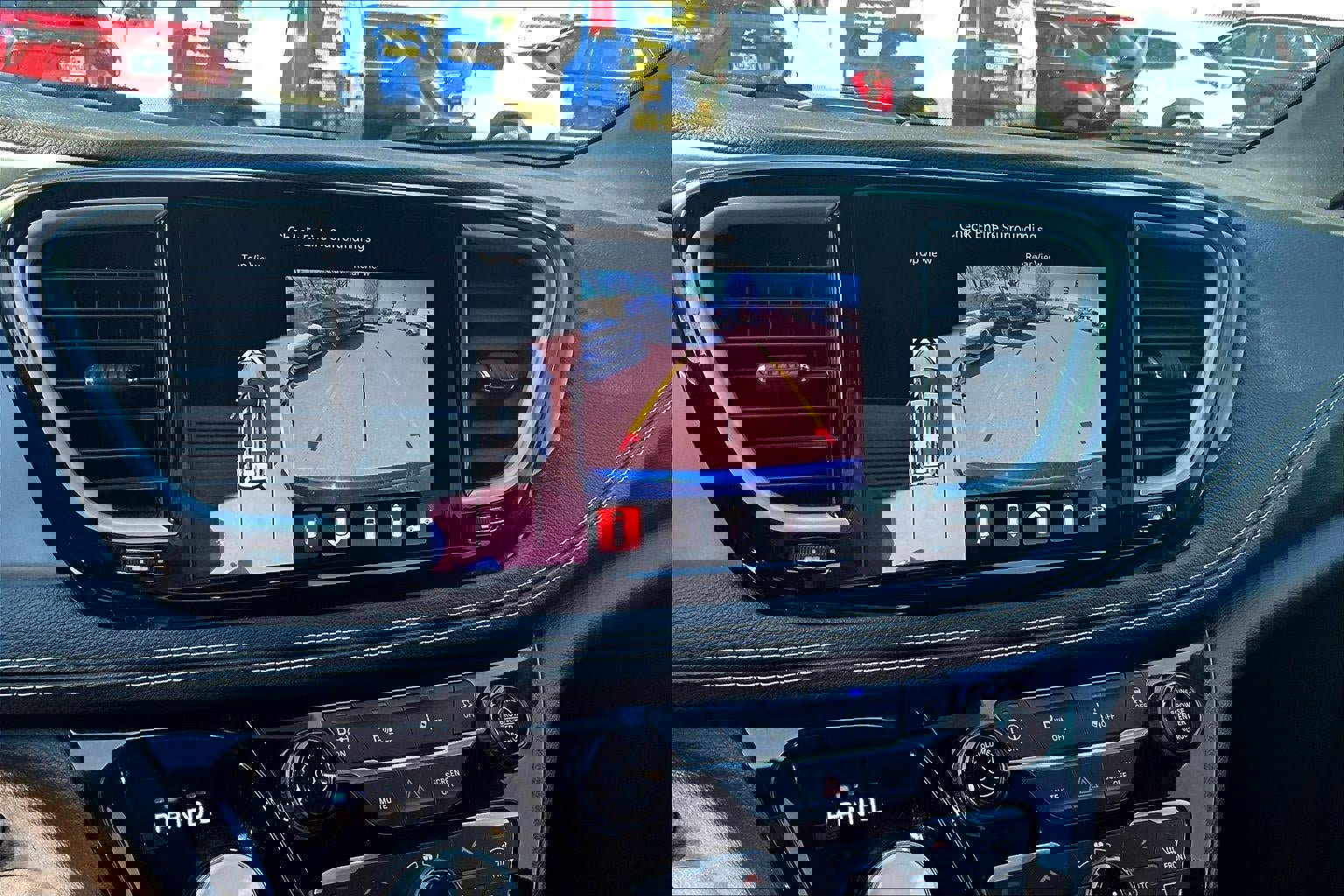 Used 2021 Chrysler Pacifica Touring-L w/ Uconnect Theater Family Group image 15