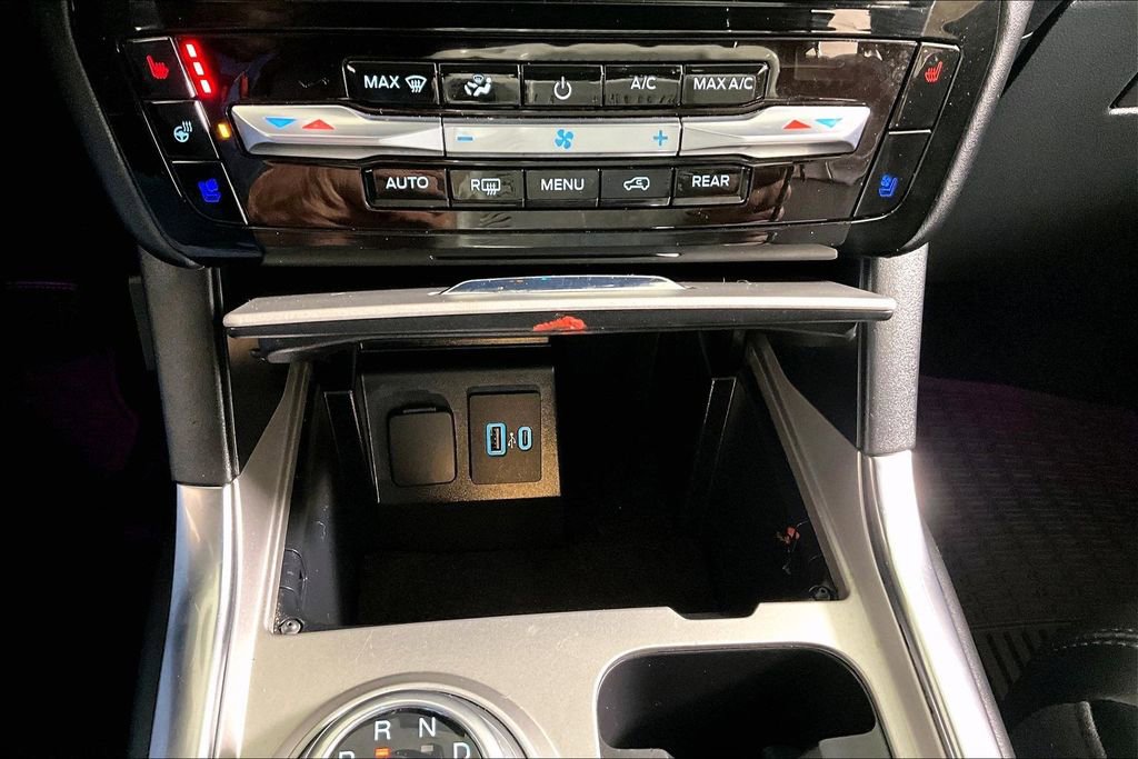 Used 2021 Ford Explorer Platinum w/ Equipment Group 601A image 33