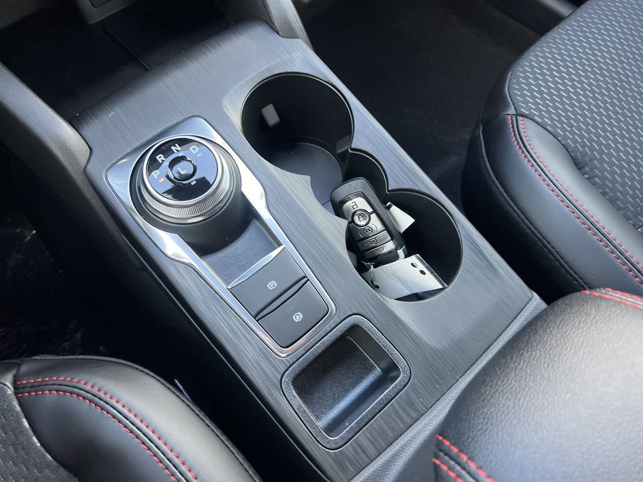 New 2026 Ford Escape ST-Line w/ Tech Pack #1 image 8