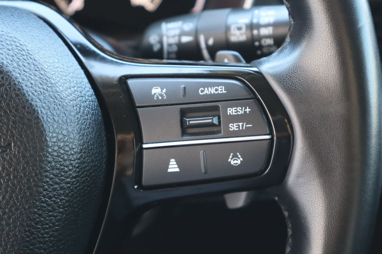 Used 2025 Honda Pilot EX-L image 13