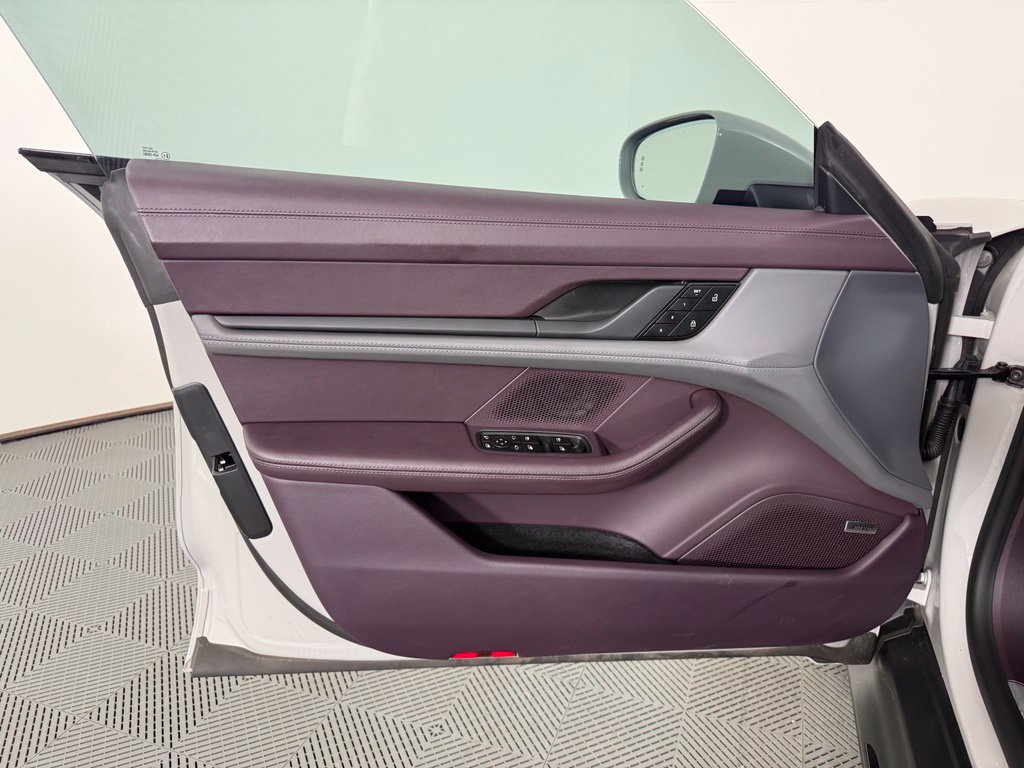 Certified 2024 Porsche Taycan 4S AWD/4WD image 17