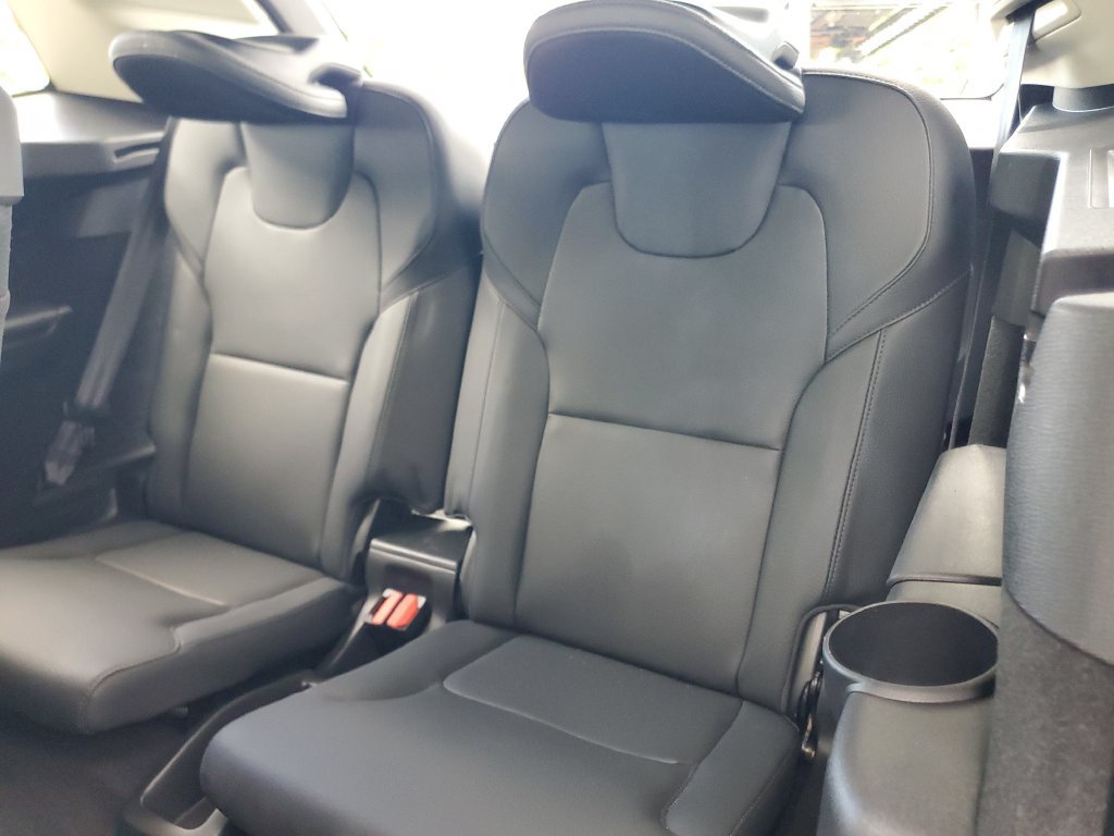 Certified 2024 Volvo XC90 T8 Plus w/ Protection Package Premier AWD/4WD image 11