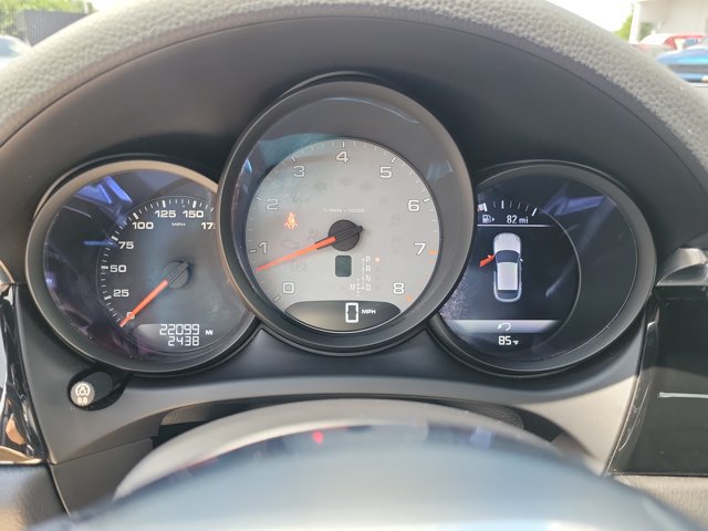 Certified 2015 Porsche Macan S AWD/4WD image 32