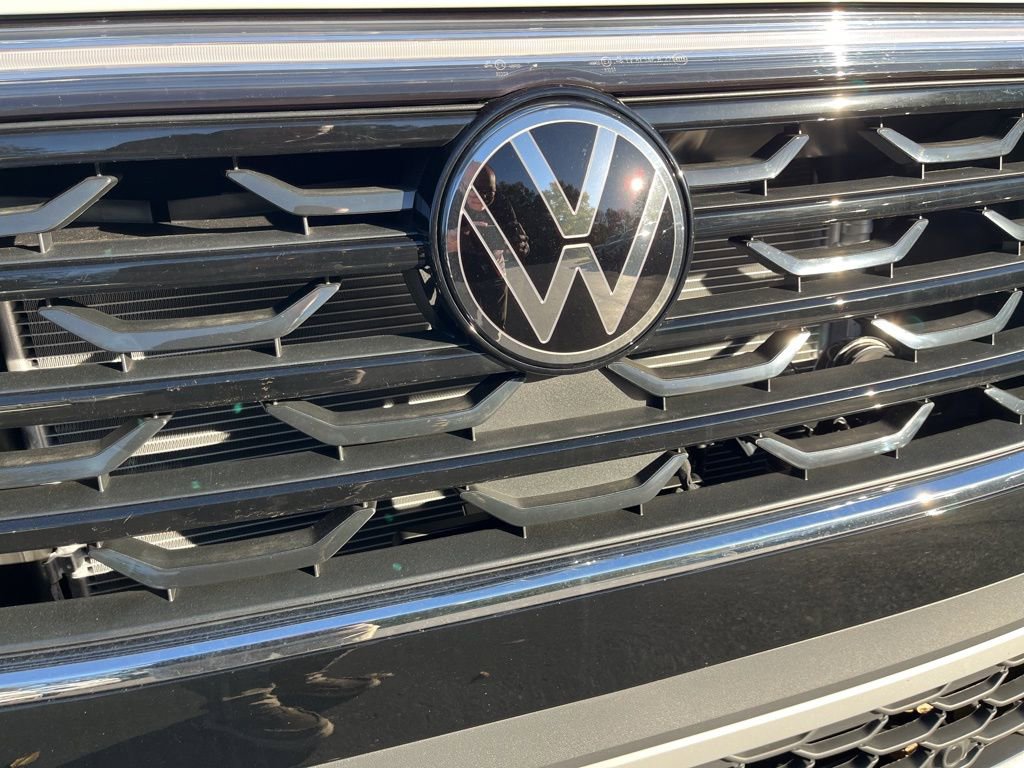 New 2026 Volkswagen Atlas Cross Sport SEL AWD/4WD image 10