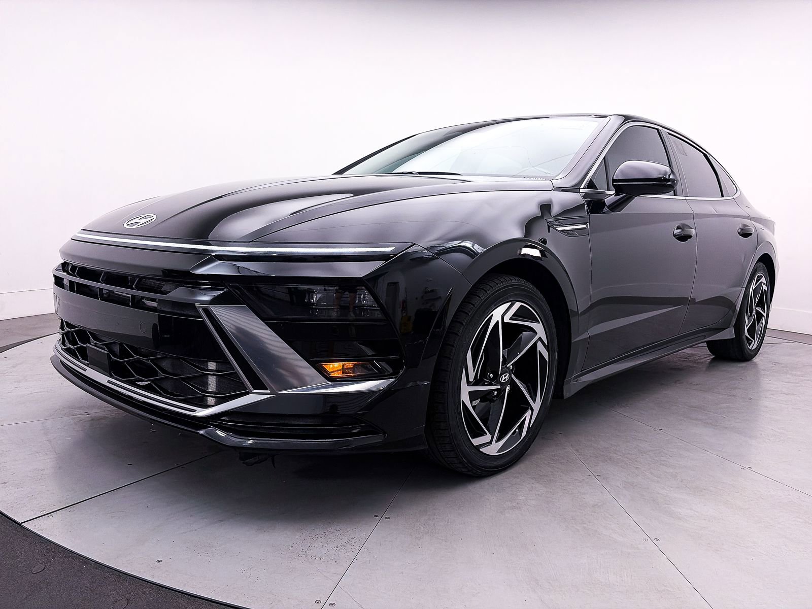 Used 2024 Hyundai Sonata SEL w/ Convenience Package image 13