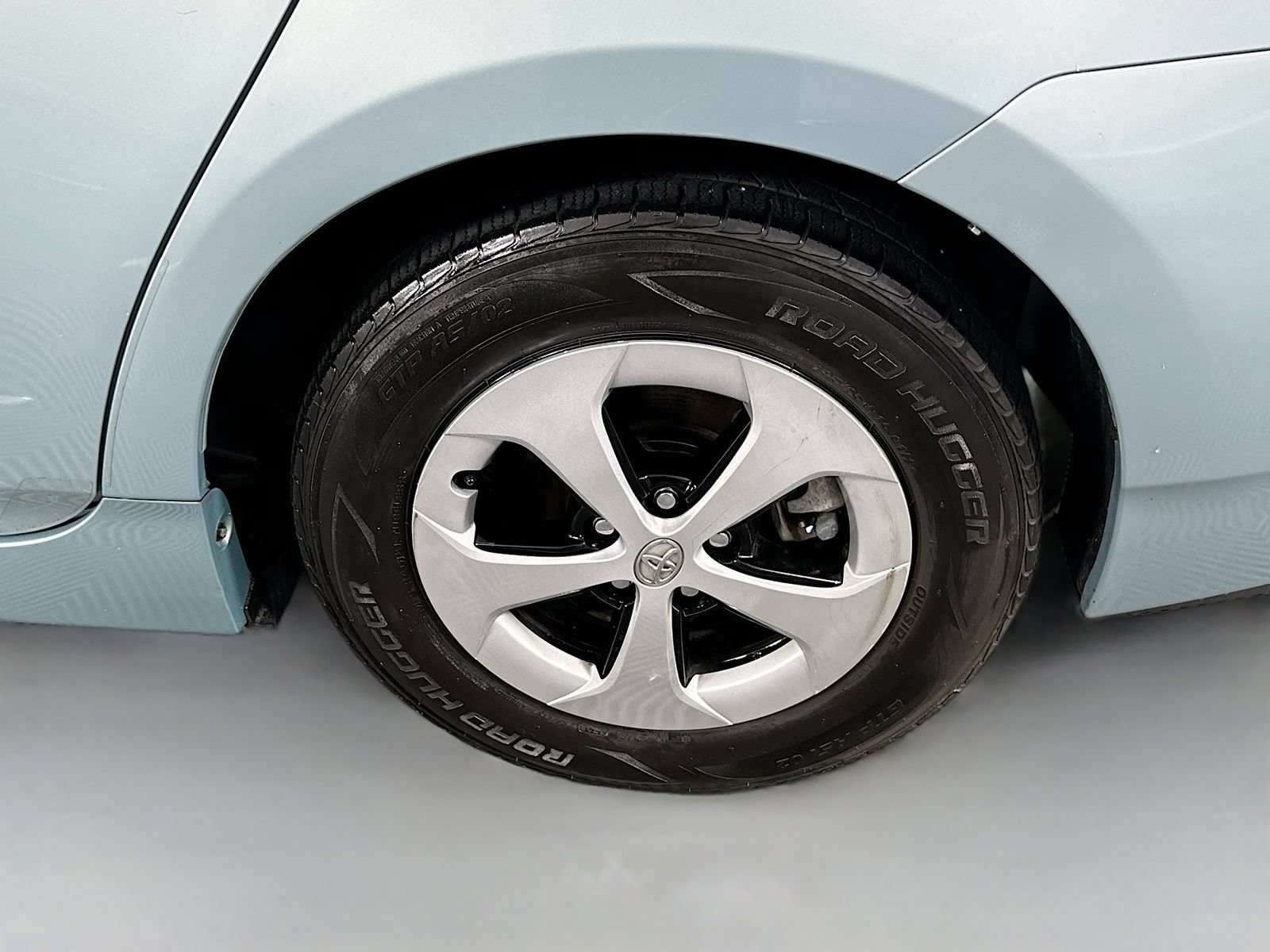 Used 2014 Toyota Prius Two FWD image 35