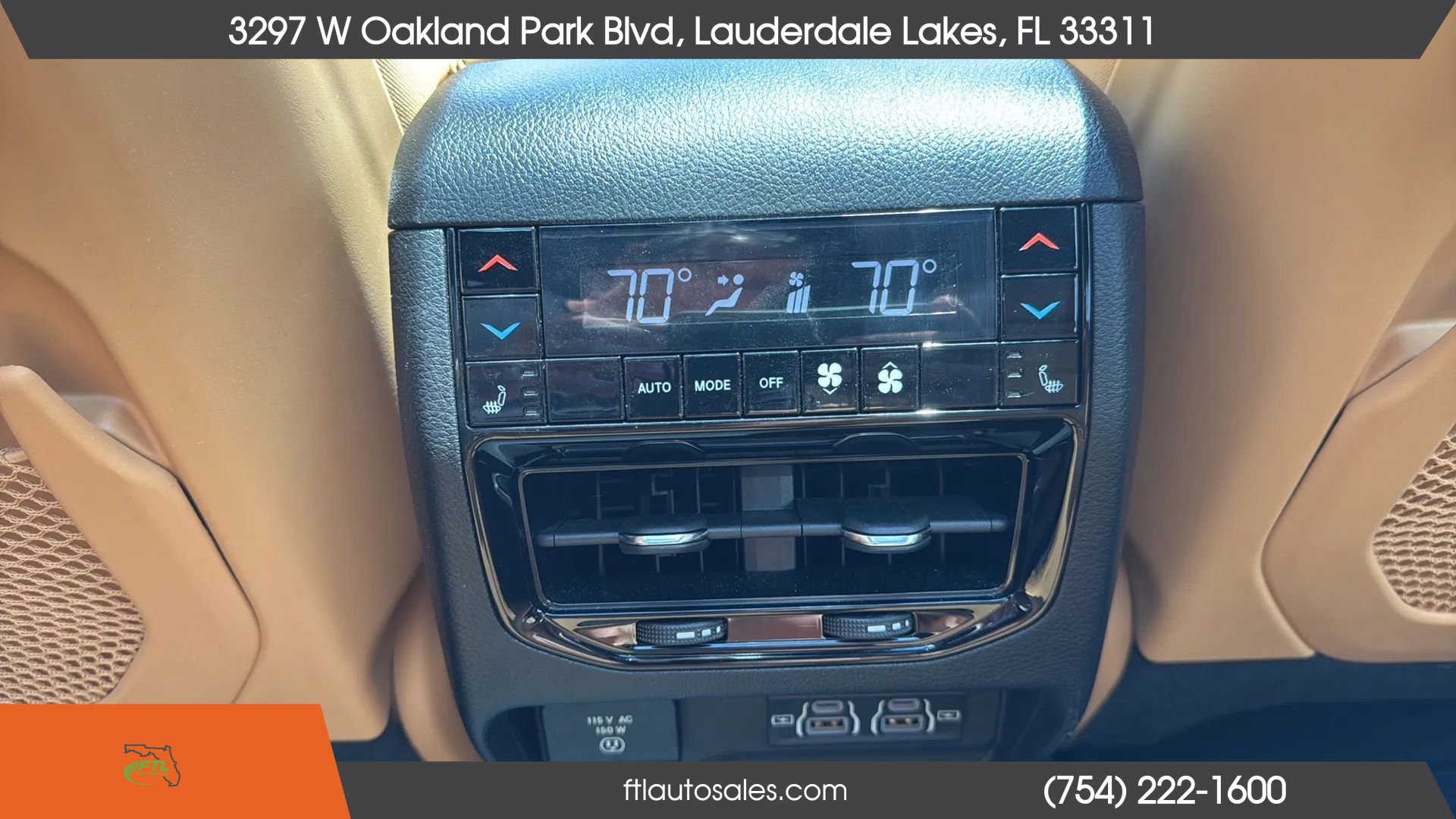 Used 2022 Jeep Grand Cherokee Summit w/ Luxury Tech Group V AWD/4WD image 36
