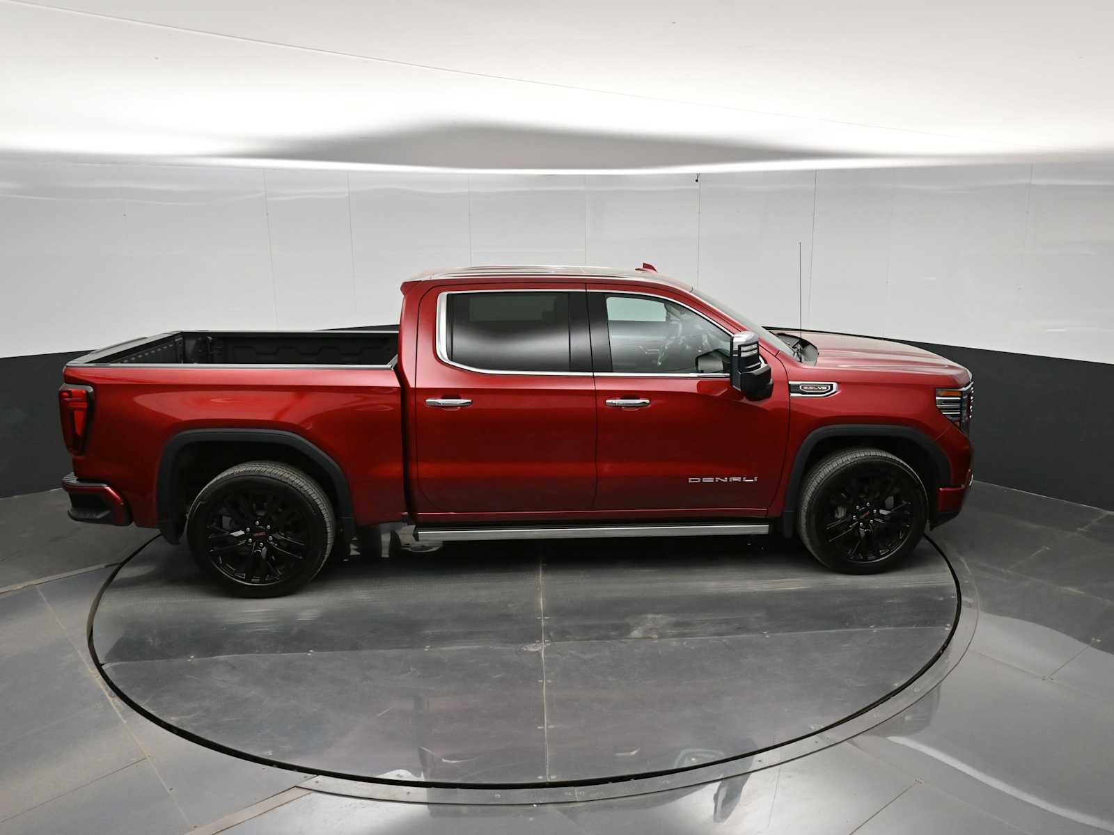 Used 2024 GMC Sierra 1500 Denali w/ Denali Reserve Package image 31