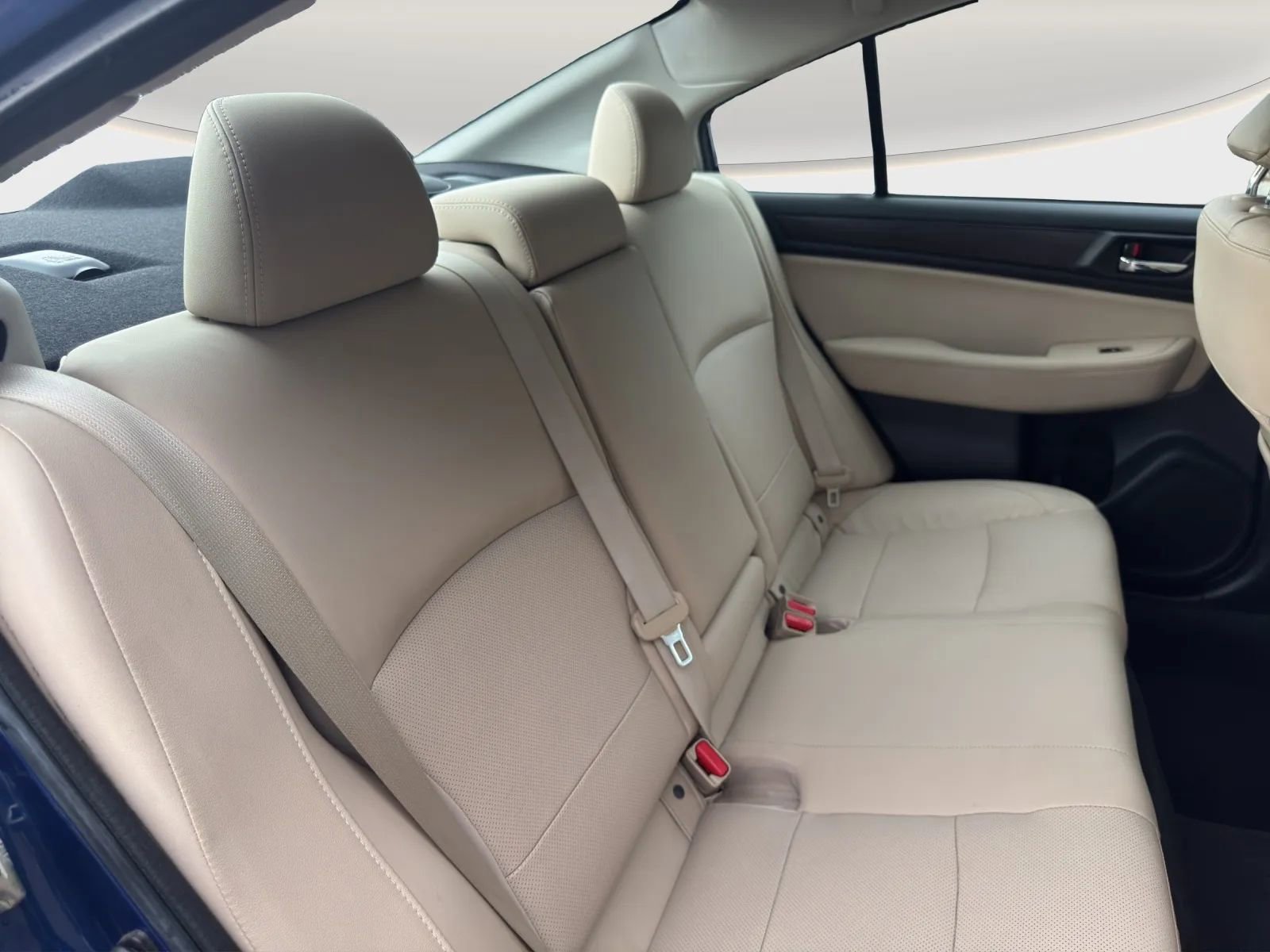 Used 2016 Subaru Legacy 3.6R Limited image 19