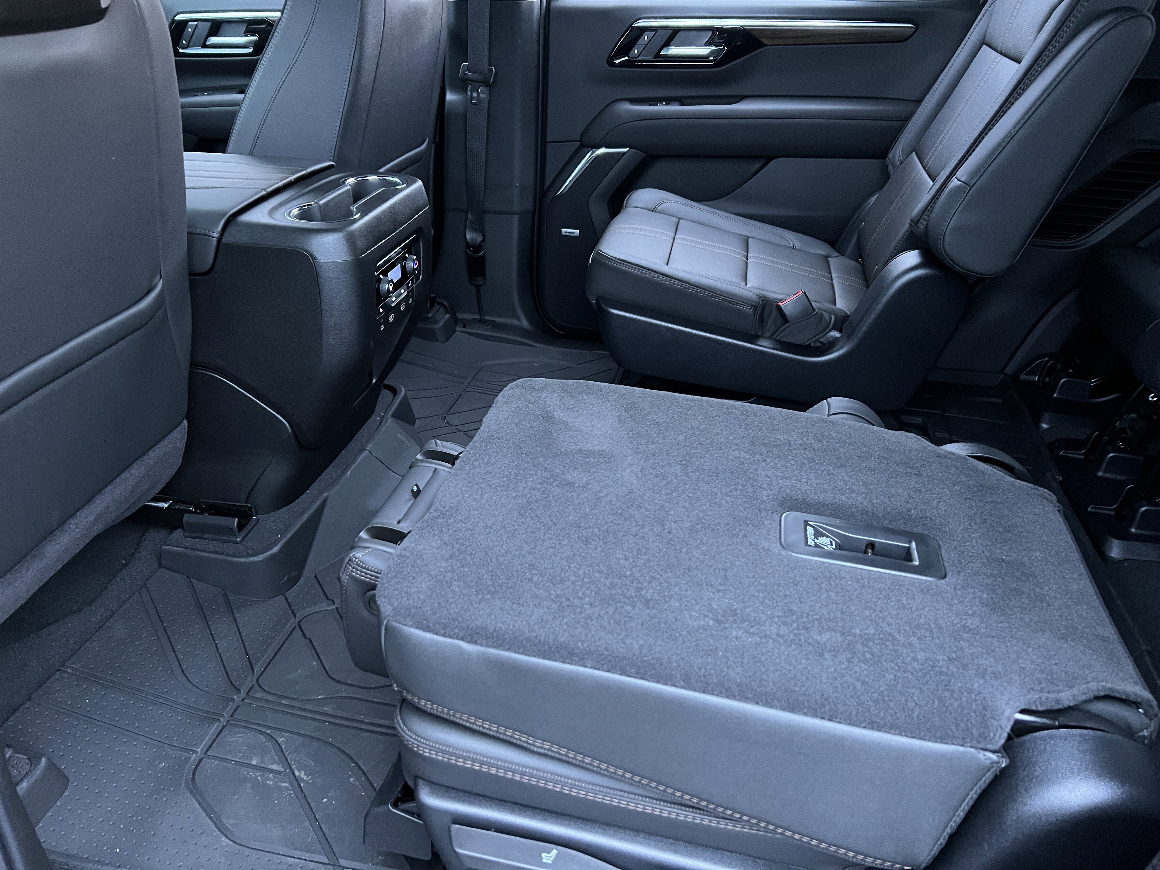 New 2026 Chevrolet Tahoe High Country image 17