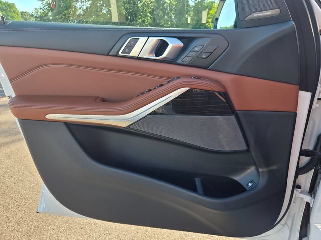 Certified 2024 BMW X5 xDrive50e w/ Executive Package AWD/4WD image 25