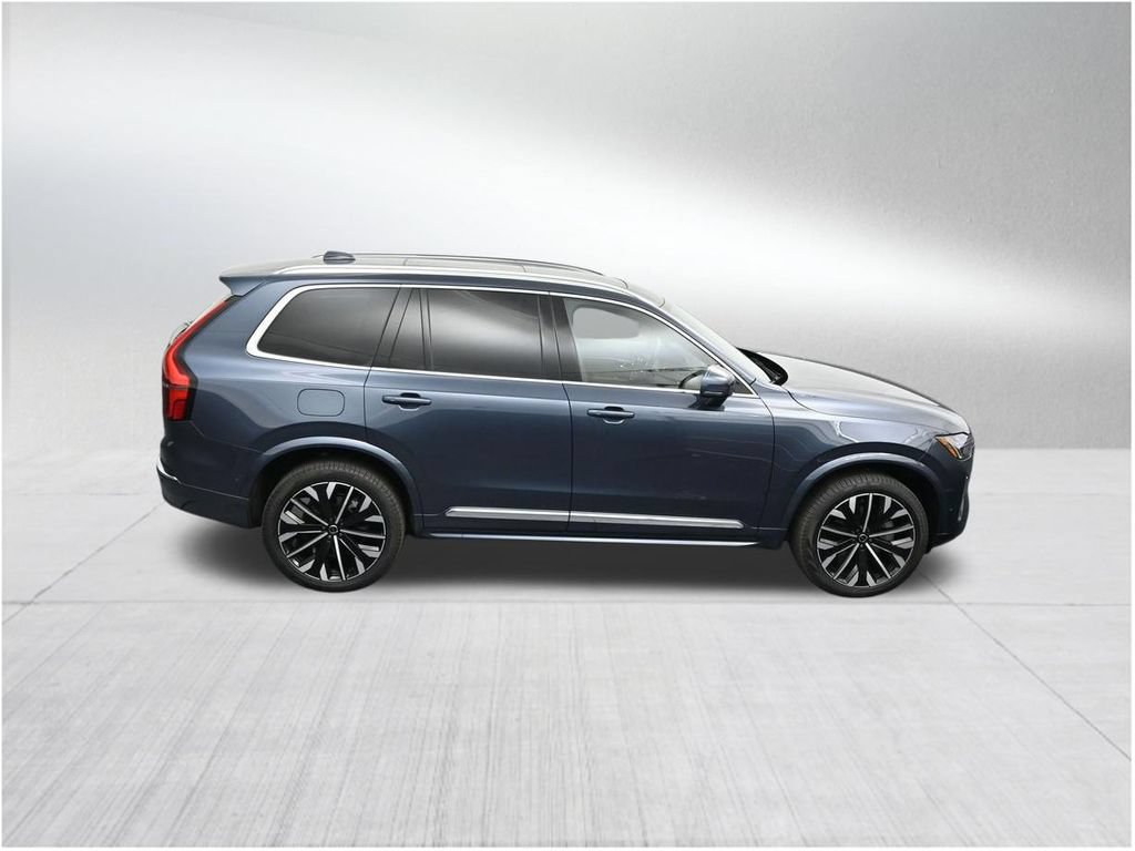 New 2026 Volvo XC90 B6 Plus w/ Protection Package Premier AWD/4WD image 18