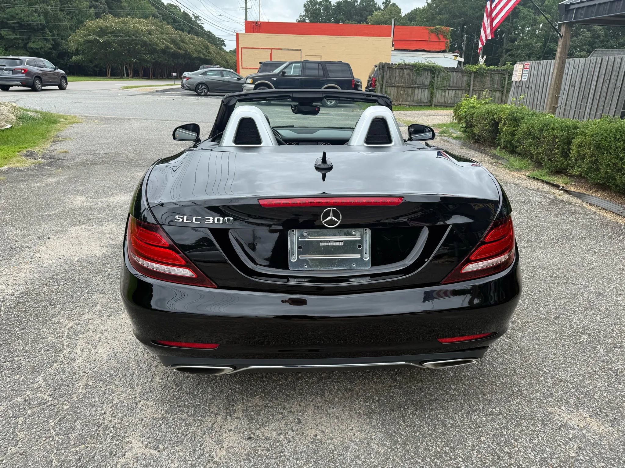 Used 2018 Mercedes-Benz SLC 300 image 16