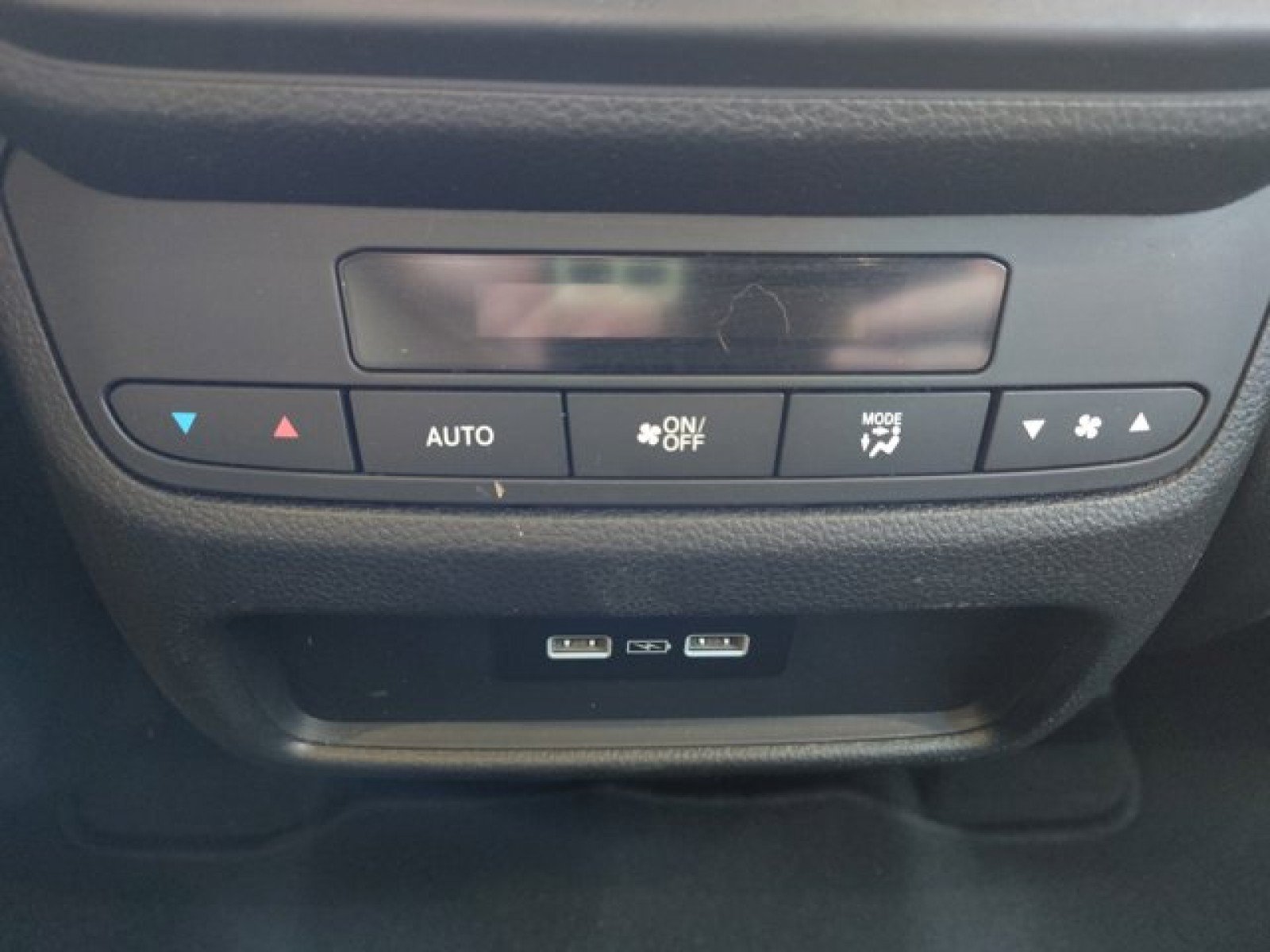 Used 2023 Honda Pilot Touring image 15