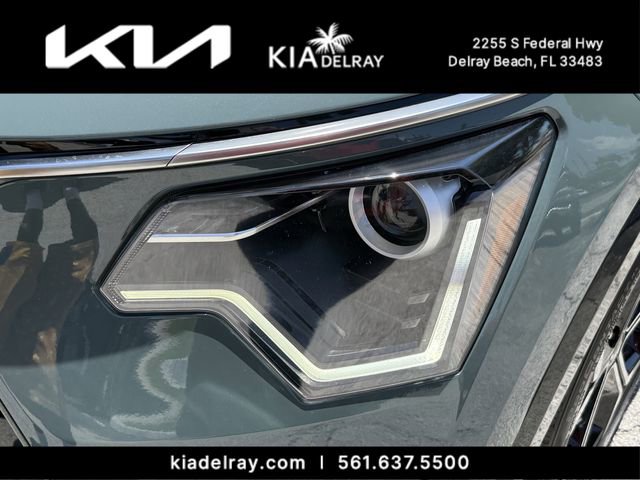 Used 2023 Kia Niro EX Touring FWD image 6