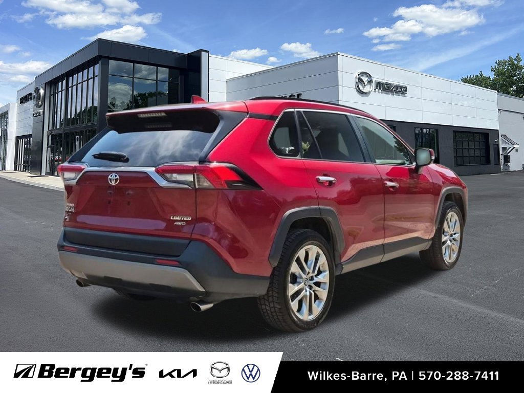 Used 2019 Toyota RAV4 Limited w/ Advanced Technology Package AWD/4WD image 15