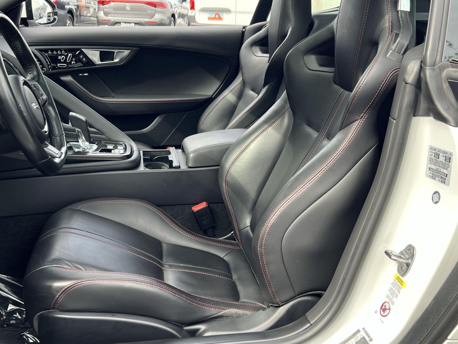 Used 2016 Jaguar F-TYPE Coupe RWD image 18