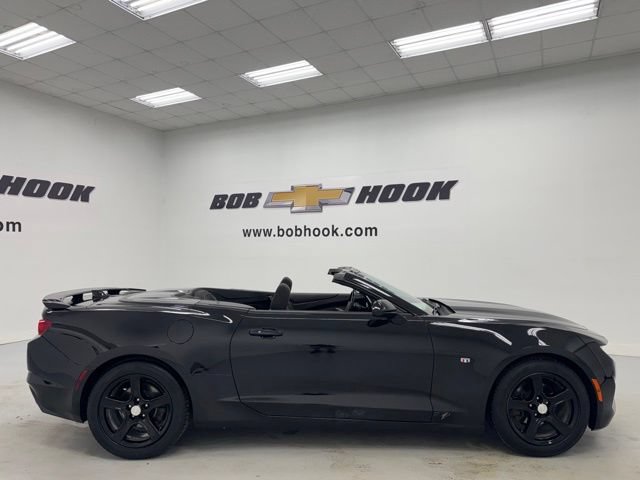 Used 2019 Chevrolet Camaro LT RWD image 10