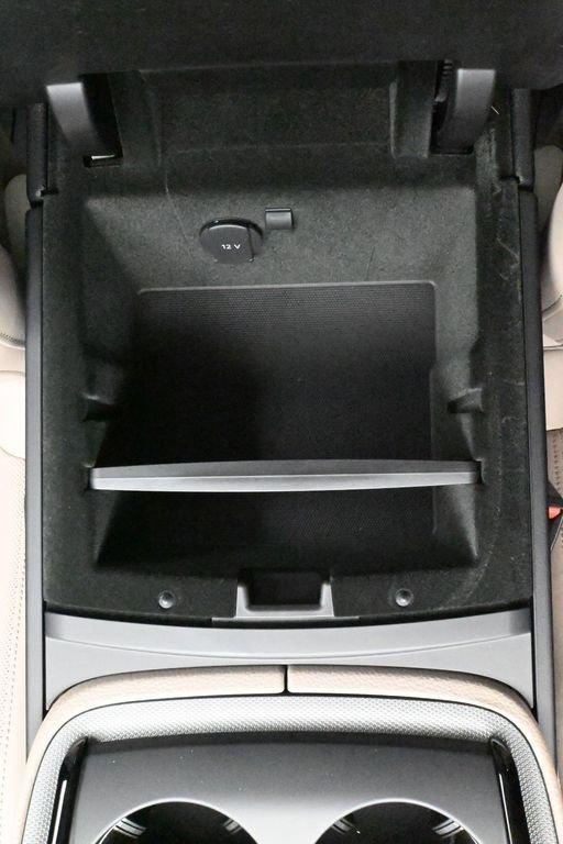 Certified 2026 Porsche Panamera image 25