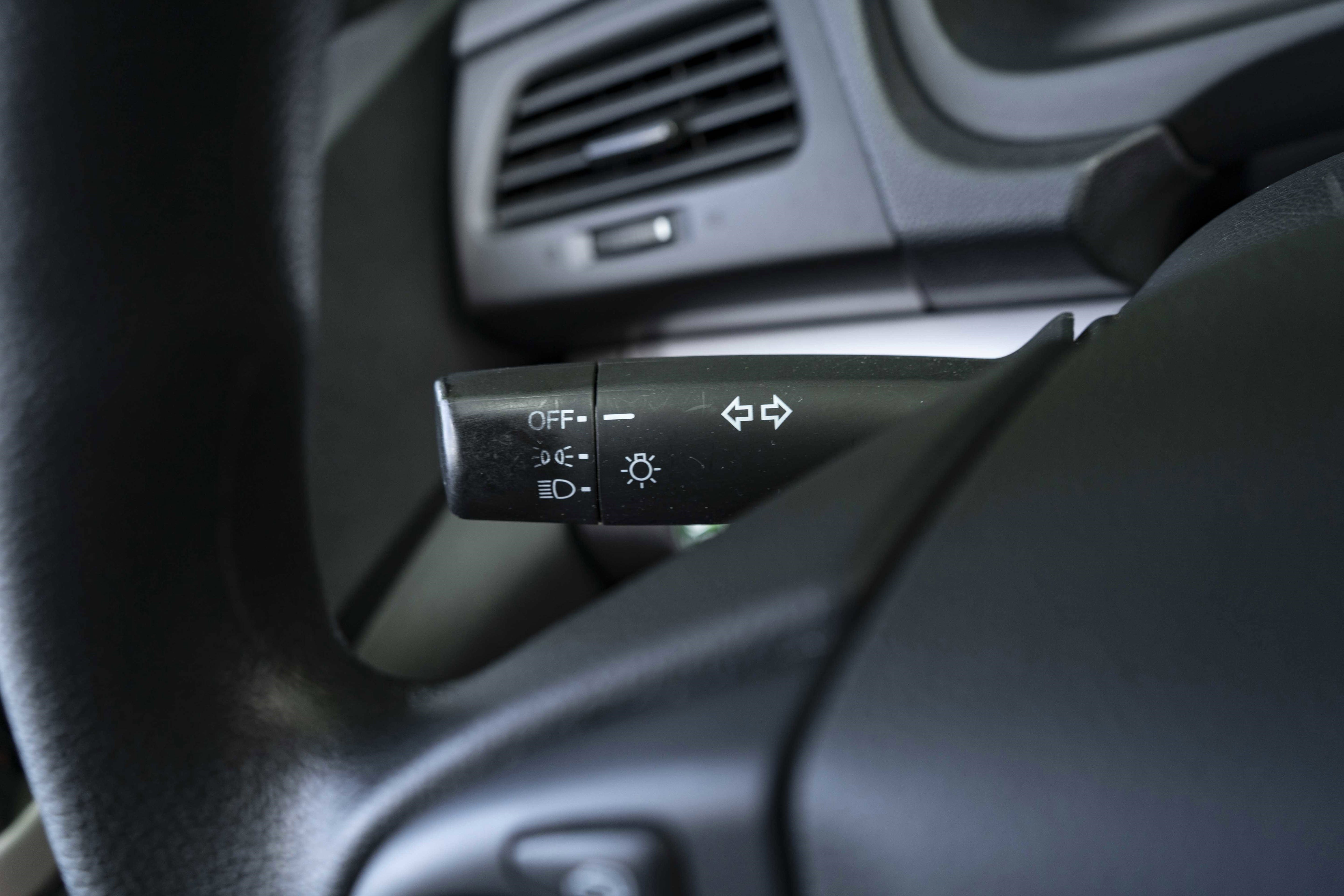 Used 2015 Honda CR-V LX image 23