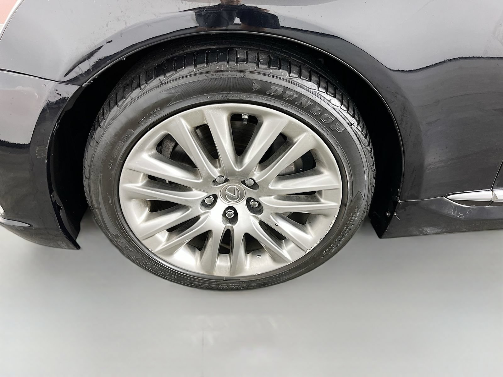 Used 2017 Lexus LS 460 w/ Comfort Package RWD image 39