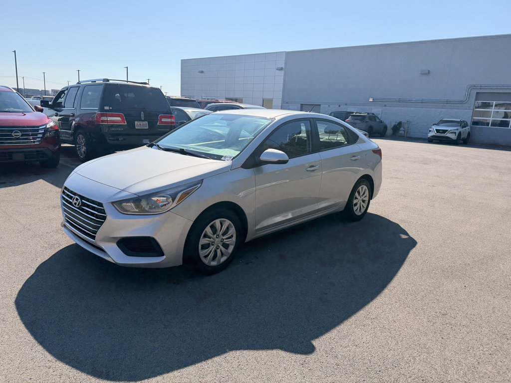 Used 2021 Hyundai Accent SE FWD video 1